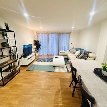Modern 2 Bed 2 Bath Apartment With Outdoor Space Hyde Park Londyn Zewnętrze zdjęcie