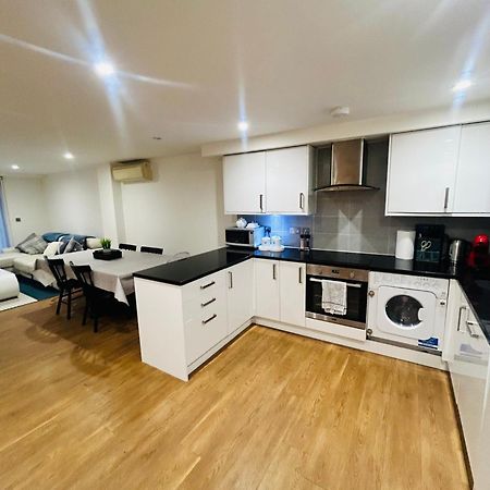 Modern 2 Bed 2 Bath Apartment With Outdoor Space Hyde Park Londyn Zewnętrze zdjęcie